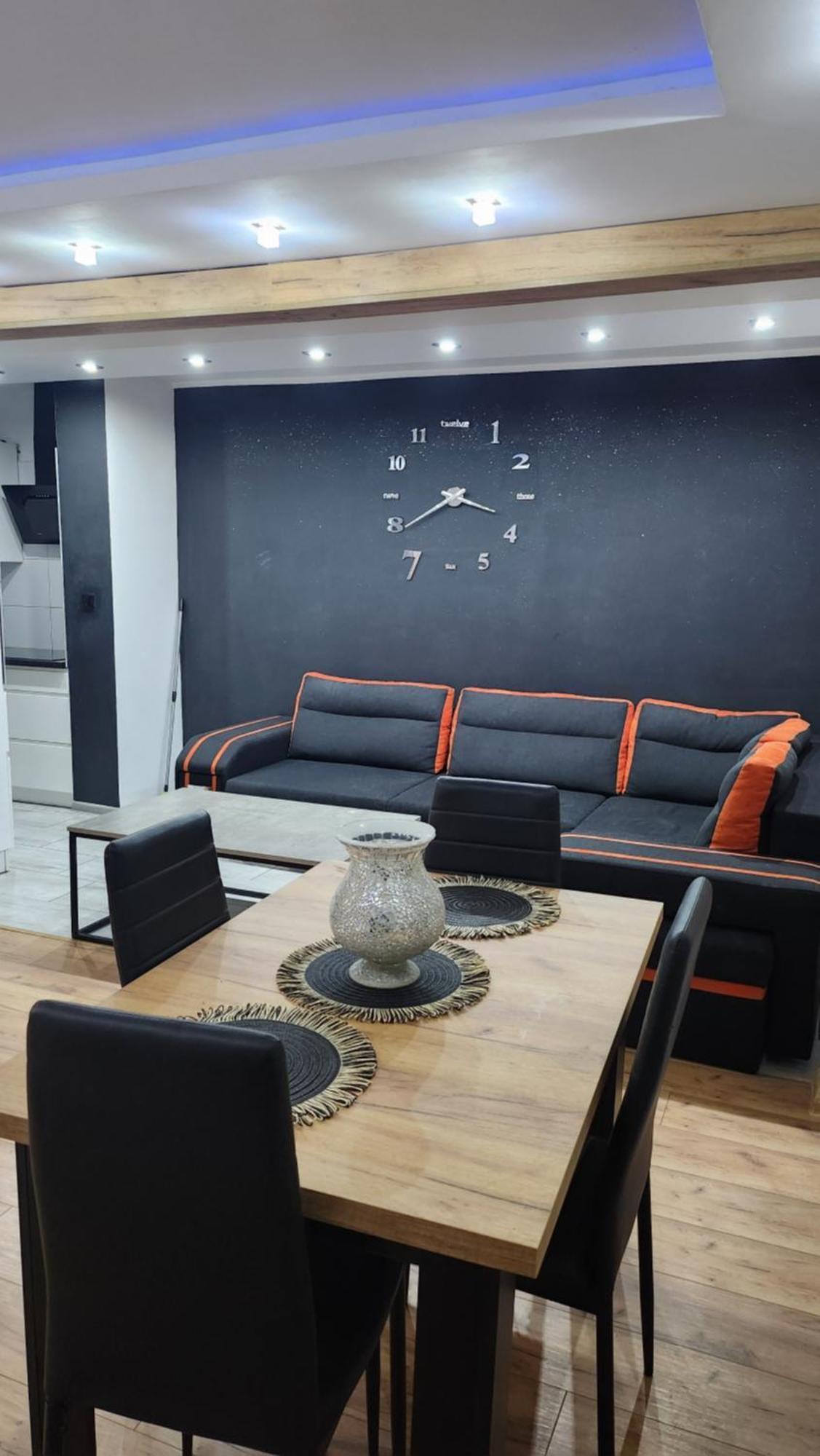Ekskluzywny Apartament W Centrum Z Klimatyzacja I Balkonem Lubiń Esterno foto
